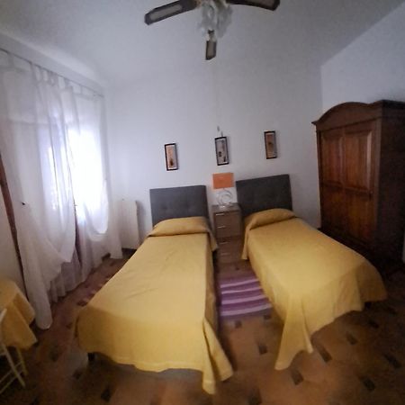 Room Grigra Ancona Buitenkant foto