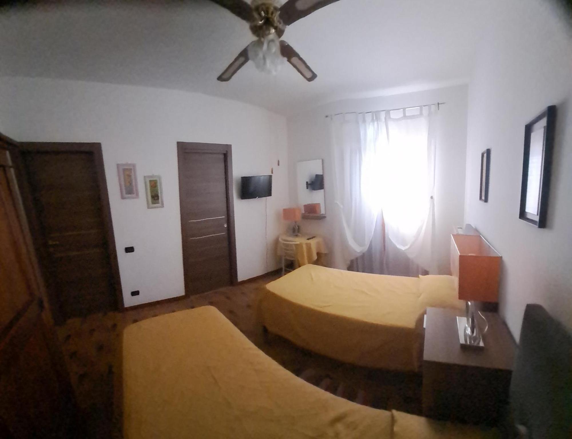 Room Grigra Ancona Buitenkant foto